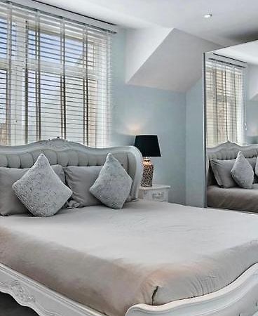Hampstead Opulence Apartment - Luxurious Split Level Property Λονδίνο Εξωτερικό φωτογραφία